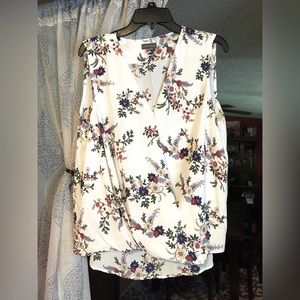 Vince Camuto Sleeveless Floral Blouse
